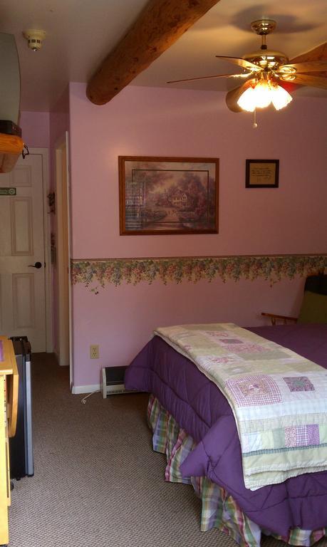 Nature'S Inn Bed And Breakfast オーウェニー 部屋 写真