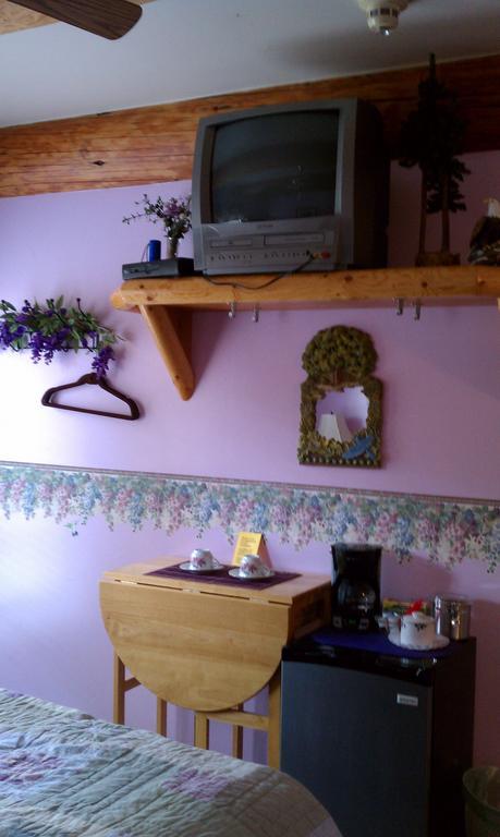 Nature'S Inn Bed And Breakfast オーウェニー 部屋 写真