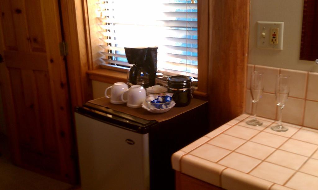 Nature'S Inn Bed And Breakfast オーウェニー 部屋 写真